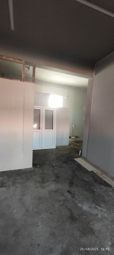 Kommersiya daşınmaz əmlakının satışı: Bakı prosbektində yerləşir 2inci mərtəbəsi otel kimi nəzərdə tutulub — 7