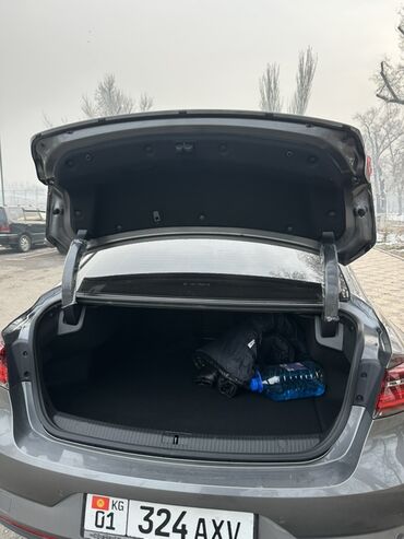 Renault: Renault SM6: 2022 г., Бензин, Седан — 14