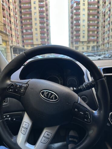 Kia: Kia Ceed: 1.6 l | 2011 il Universal — 13