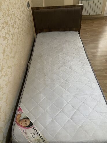 двухъярусные угловые кровати: İşlənmiş, Təknəfərlik çarpayı, Bazasız, Matras ilə, Siyirməsiz, Azərbaycan