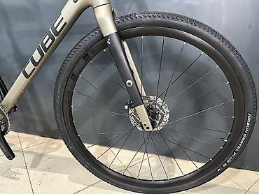 Şosse velosipedləri: CUBE Nuroad EX gravel velosipedi - Çərçivə: yüngül alüminium, daxili — 15