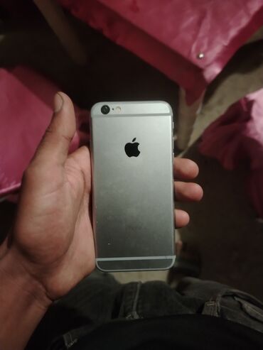 чехол на айфон 6 s: IPhone 6, Gümüşü