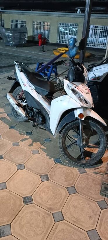 Скутеры: Скутер Honda, 110 куб. см, Бензин, Б/у