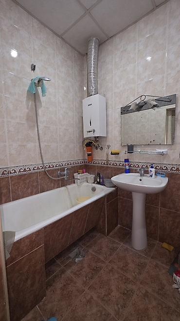 Mənzillər: 2 otaqlı mənzil – tam əşyalı - Plan: uzun dəhlizli, ayrılmış yataq — 8
