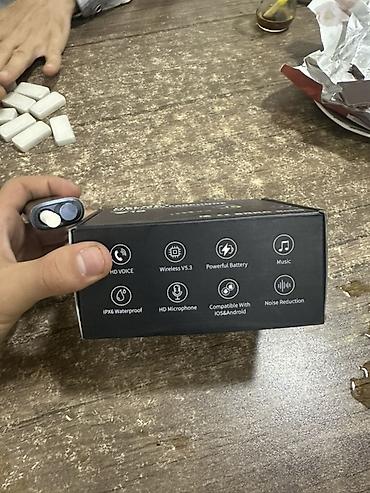 bluetooth mikrofon karaoke: Məhsul: V10 Helmet Wireless Earphone Xüsusiyyətlər: - Uzunömürlü — 2