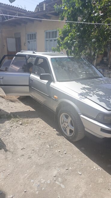 бампер камри 50 американец: Toyota Camry: 1989 г., 2 л, Механика, Бензин, Универсал