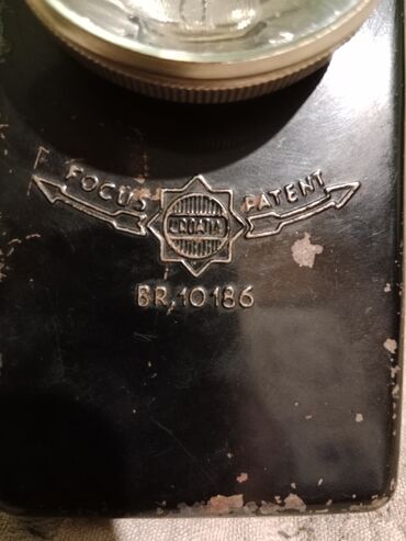 Stari uređaji: Ručna baterijska lampa “Croatia” – Focus Patent BR.10186 - Vintage — 2