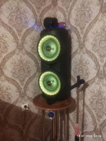 Микрофоны: Новый Accolade Sound Колонка, Тип - Bluetooth
