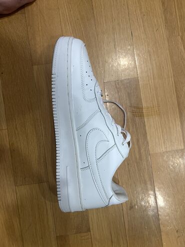 reebok ağ qaçış üçün qadın krossovkaları: Nike, Ölçü: 45, rəng - Ağ, Yeni