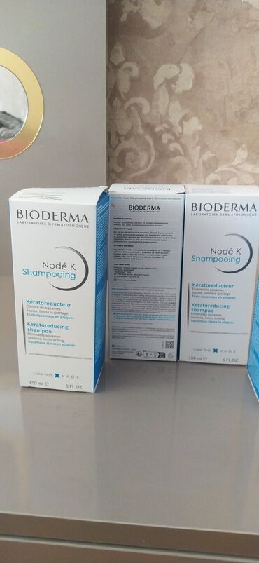 puls oksimetr: Sac qurulugu kepek eleyhine ela qoruyucu sampun ve kremdir.Bioderma