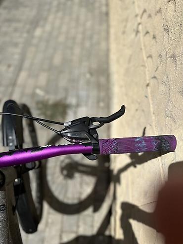 shimano velosiped: Şəhər və yüngül off-road üçün universal dağ velosipedi. - Gövdə — 3