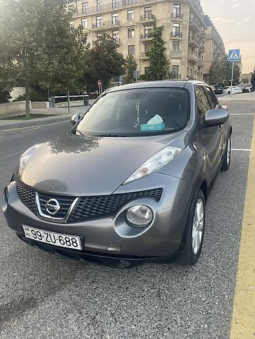 audi 6: Nissan Juke: 1.6 l | 2012 il Krossover — 2