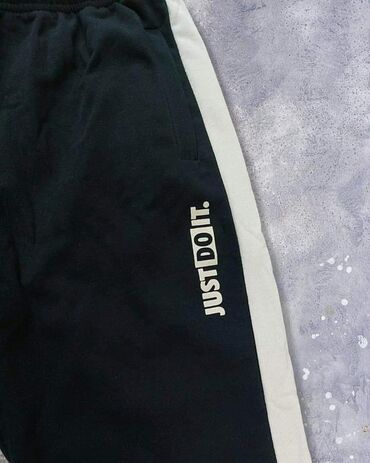 Ostala muška odeća: Šuškavac veličine od S do 3XL cena 3500 din Donji deo veličine od M do — 21