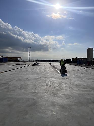 Beton işləri: Xidmət: Beton döşəmə və sənaye mərtəbələrinin hazırlanması Təsvir: - — 5