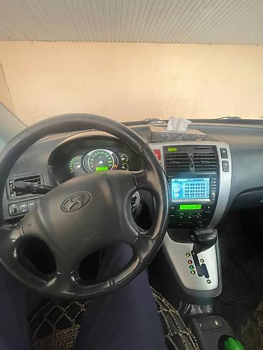 Салон: Hyundai miniven/sedanın salonundan görüntülər. Texniki göstəricilər — 1