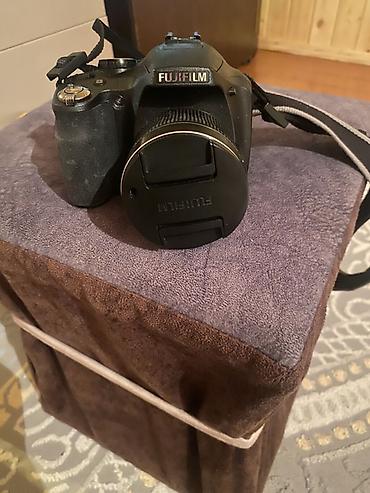 mini camera 69 azn: Reyal satilmalidi tecili - Brend: Fujifilm - Korpusda inteqrə olunmuş — 1