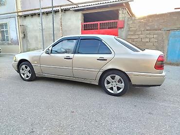 Mercedes-Benz: Mercedes-Benz C-Class: 1.8 l | 1994 il Sedan — 5
