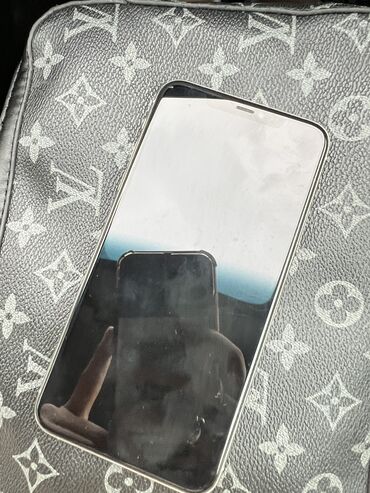 телефоны 900: IPhone 11 Pro Max, Колдонулган, 256 ГБ, White Titanium