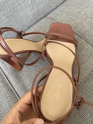 aldo: Босоножки, 37, 39, Aldo, Б/у, цвет - Коричневый — 3