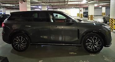 Voyah: Voyah Dream 1.8 l — 18