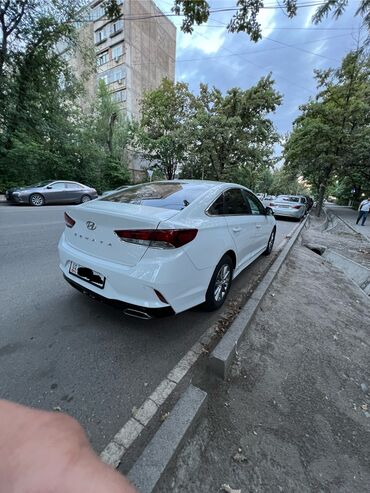 Hyundai: Hyundai Sonata: 2017 г., 2 л, Автомат, Бензин, Седан