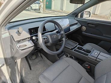 Toyota: Toyota bZ3X: 2025 г., Автомат, Электромобиль, Кроссовер — 6