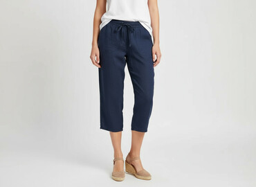 auchan kapcie: Marks & Spencer, 3/4 Trousers for women, size M