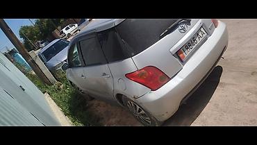 sprinter 4x4: Toyota Ist: 2003 г., 1.5 л, Автомат, Бензин, Хэтчбэк — 2