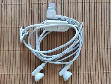 Ostali aksesoari za mobilne telefone: Bežične originalne nisu kopije i slušalice povezive kablom razne — 27