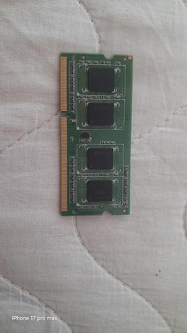 intel core i7: DDR3
4GB RAM
heç bir problemi yoxdu — 1
