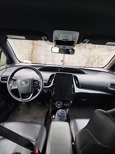 Toyota: Toyota Prius: 2020 г., 1.8 л, Типтроник, Гибрид, Лифтбек — 6