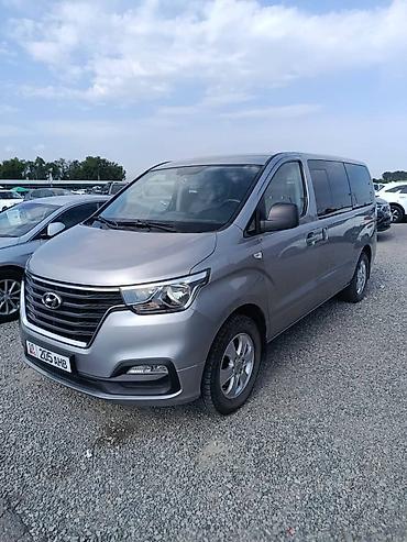 старекс 4х4: Hyundai Grand Starex: 2018 г., 2.5 л, Автомат, Дизель, Минивэн — 1