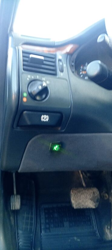 Mercedes-Benz: Mercedes-Benz E-Class: 2002 г., 2.6 л, Автомат, Газ, Универсал — 8