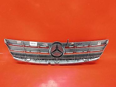om6: Решетка радиатора Mercedes-Benz 2004 г., Б/у, Оригинал — 3