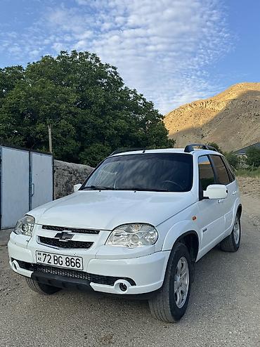turbo.az ford transit 5 1: Chevrolet Niva: 1.7 l | 2009 il 211000 km Ofrouder/SUV — 3
