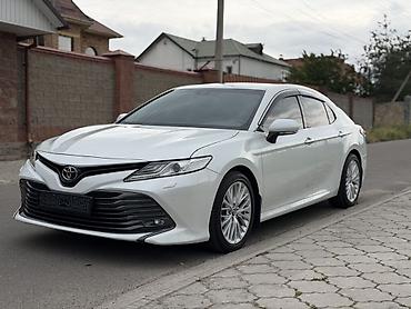 corolla 2016: Toyota Camry: 2019 г., 2.5 л, Автомат, Бензин, Седан — 2