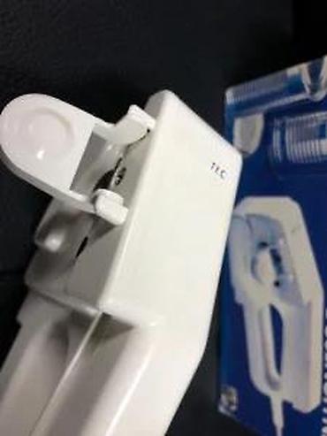 Ostali kuhinjski aparati: Električni otvarač za konzerve - Tip/model: WMT TYP 417 - Napajanje — 12