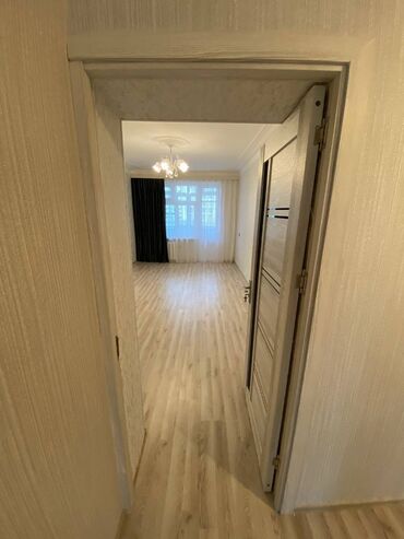 Köhnə tikili: Bakı, Bakıxanov qəs., 2 otaqlı, Köhnə tikili, m. Neftçilər, 70 kv. m — 23