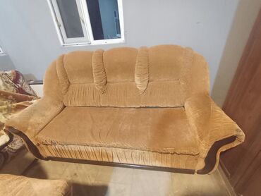 Divan və kreslo dəstləri: İşlənmiş, Klassik divan, Divan, Bazasız, Açılmayan — 2