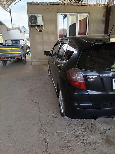 Продажа авто: Honda Fit: 2010 г., 1.5 л, Автомат, Бензин, Хэтчбэк — 6
