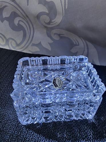 bastenski set: Satula/pepeljara nova kristal Zajecar iz 70ih godina. Set nov od — 4