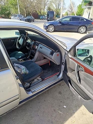 Mercedes-Benz: Mercedes-Benz E-Class: 1995 г., Седан — 7