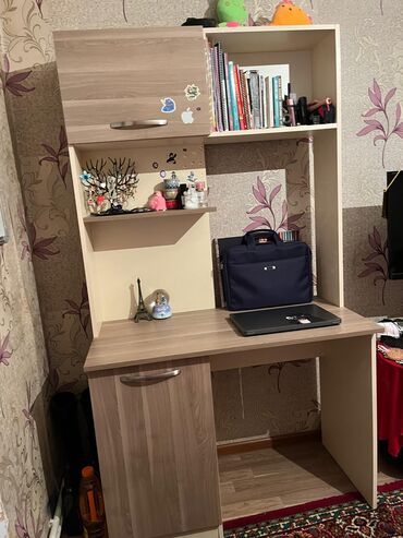 metbex ucun kunc divanlari: Прямой стол, С полками, С выдвижными ящиками, Ламинат текстурный