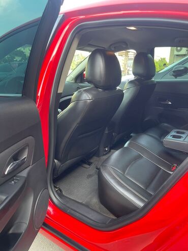 Chevrolet: Chevrolet Cruze: 1.4 l | 2014 il 250000 km Sedan — 12