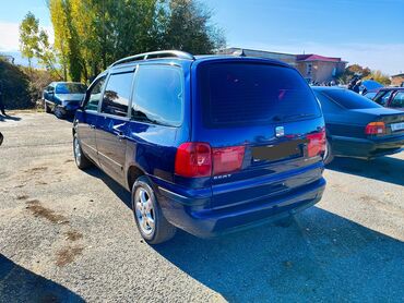 машина на закс: Seat Alhambra: 2003 г., 2 л, Механика, Бензин, Минивэн