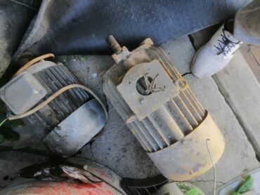 процессоры для серверов socket 1567: Продам 2 электроматор 5кв 1500об 15000сом