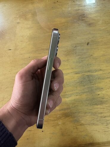 Apple iPhone: IPhone 15 Pro, 256 GB, Desert Titanium, Face ID — 6