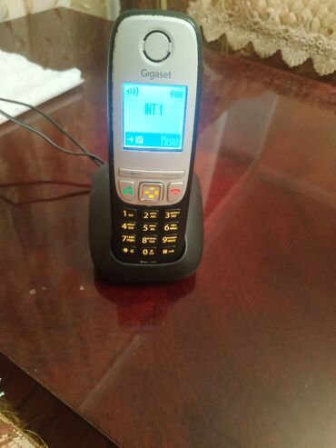 düyməli telefon: Ev telefonu.20 azn