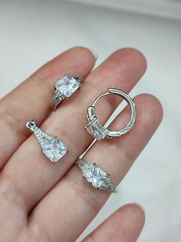 Серебряные наборы украшений: Серебряный набор под Карьтие Серебро 925 пробы Размеры имеются — 11