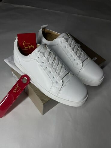 прозрачные туфли: Белые кеды Christian Louboutin - Материал верха: гладкая белая кожа -